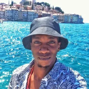 Bild von Emmanuel Ajayi